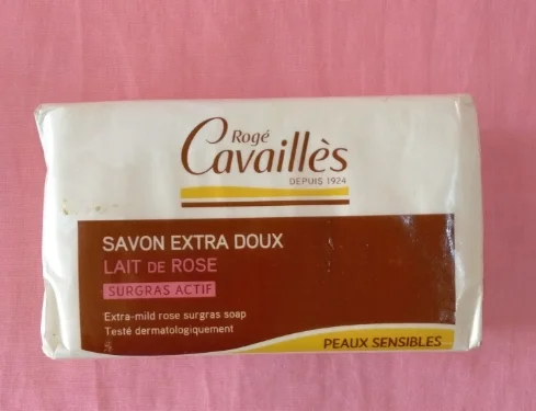 Savon extra doux au lait de rose ROGE CAVAILLES
