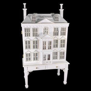 Maison de poupée avec table