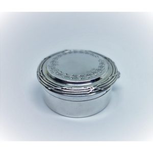 Boîte argent et cristal.