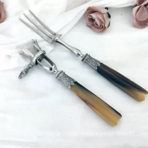 Fourchette et porte-gigot métal argenté et imitation corme