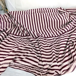 Coupon couvre lit pour cosy tissus ameublement rayures bordeaux