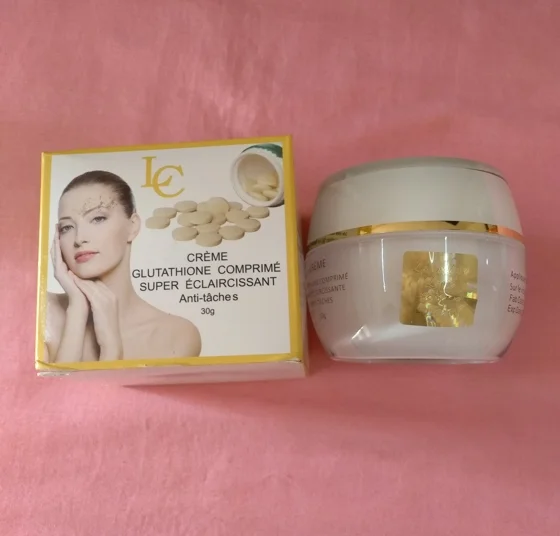 Crème GLUTATHIONE COMPRIME super éclaircissant anti-taches