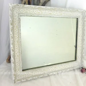 Ancien miroir avec encadrement plâtre patiné shabby