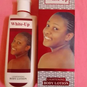 lait corporel éclaircissant WHITE-UP