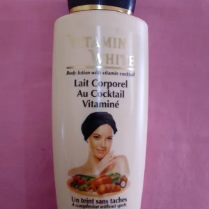 Lait corporel au cocktail vitaminé VITAMIN WHITE
