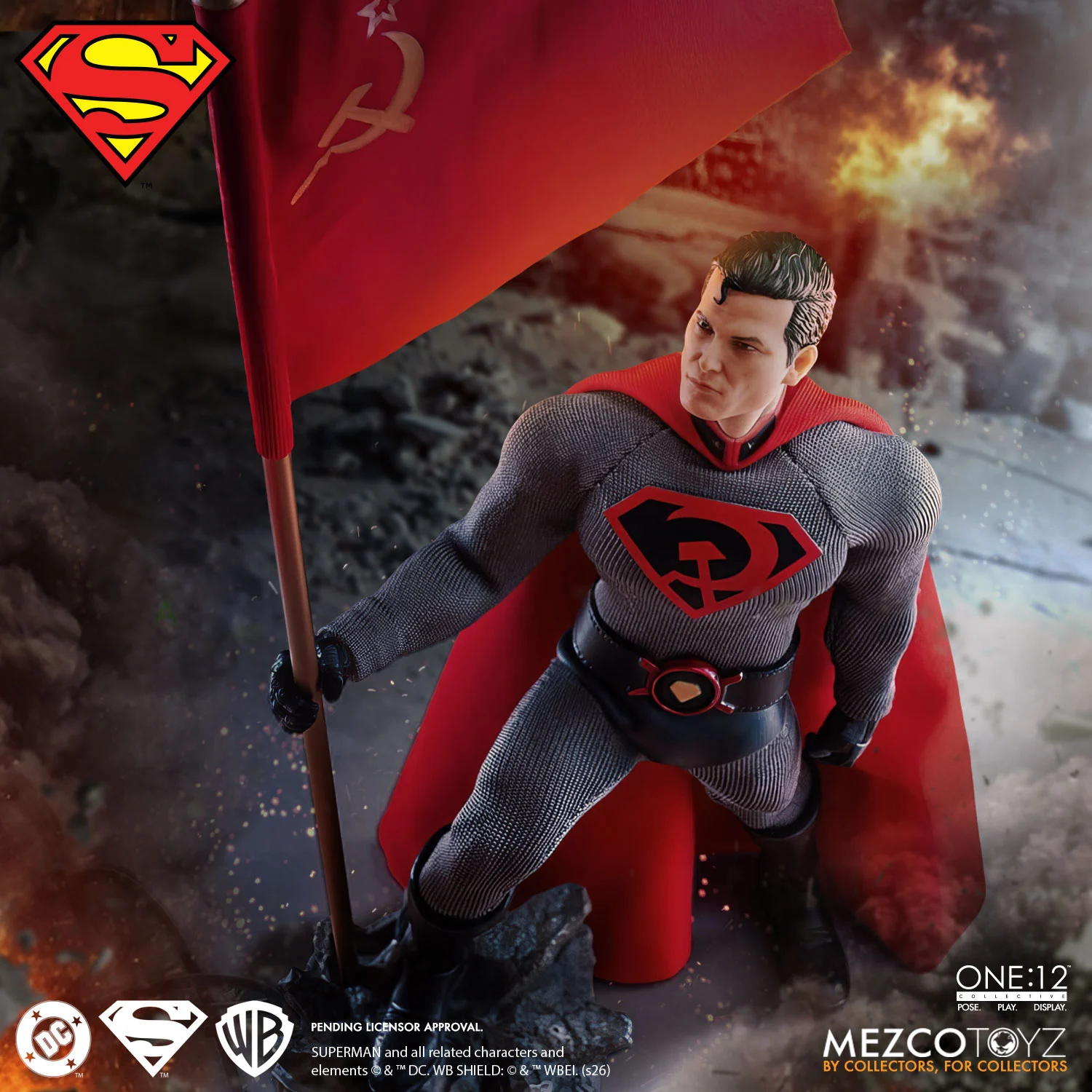 Mezco One:12 Collective Superman – Red Son Action Figure – Image 6