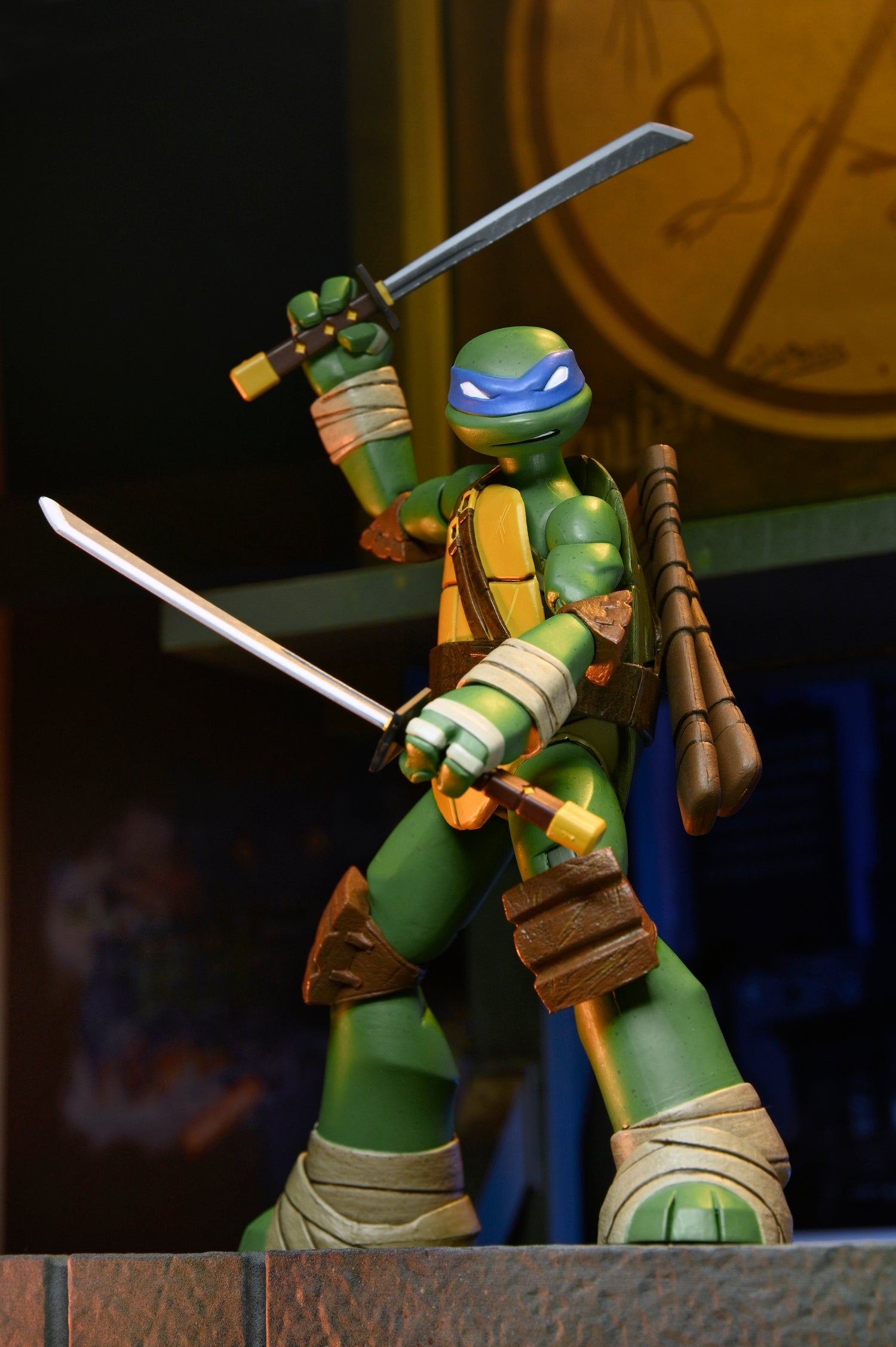 NECA Teenage Mutant Ninja Turtles 2012 Leonardo ( Nicktoons ) – Image 6