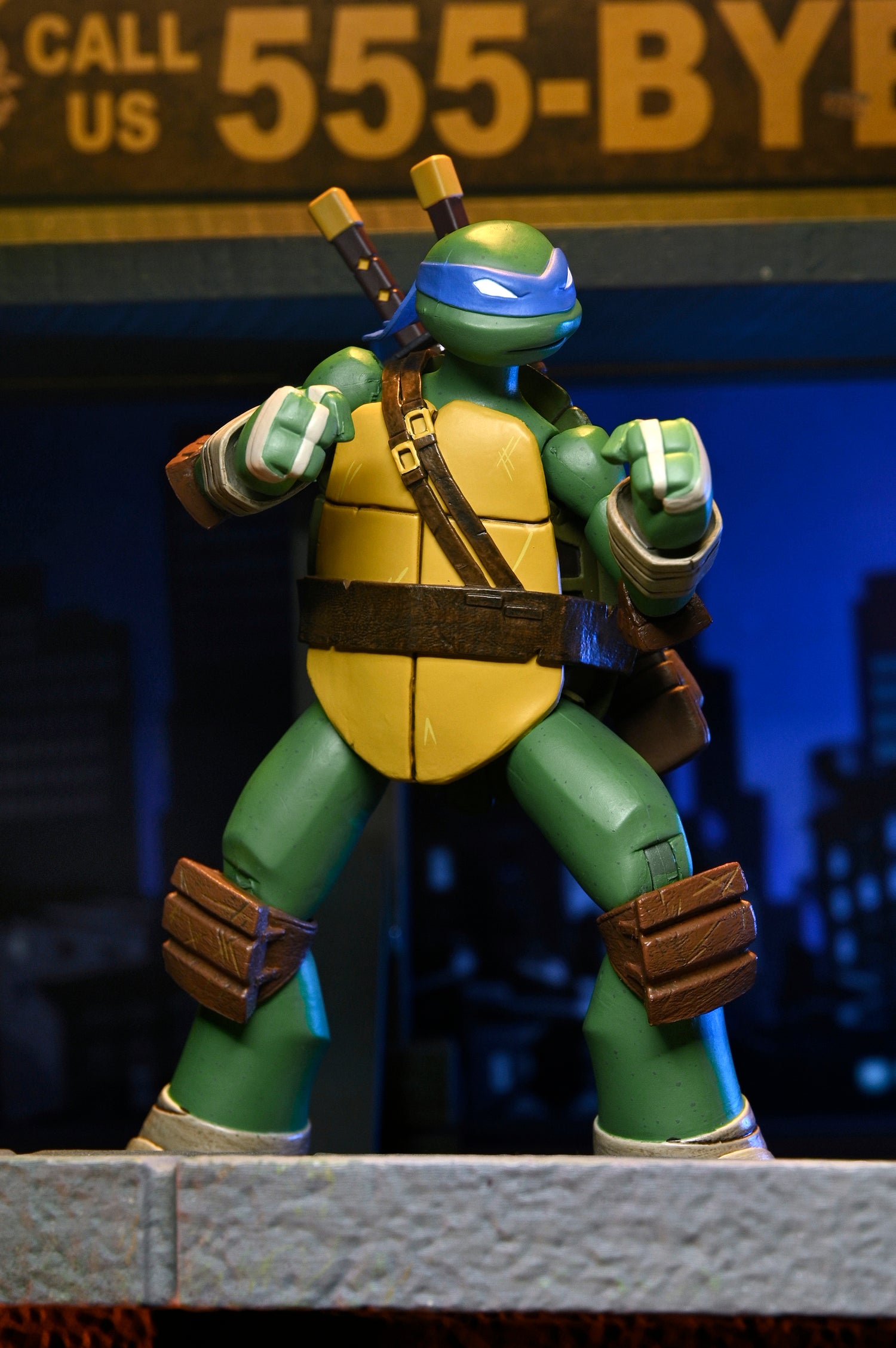 NECA Teenage Mutant Ninja Turtles 2012 Leonardo ( Nicktoons ) – Image 4
