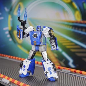 Transformers x Hot Wheels Collaborative Deluxe Class El Segundo Coupe