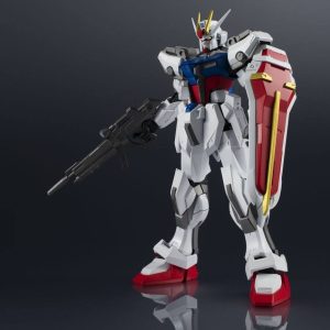 Gundam Universe Mobile Suit Gundam GAT-X105 Strike Gundam Action Figure